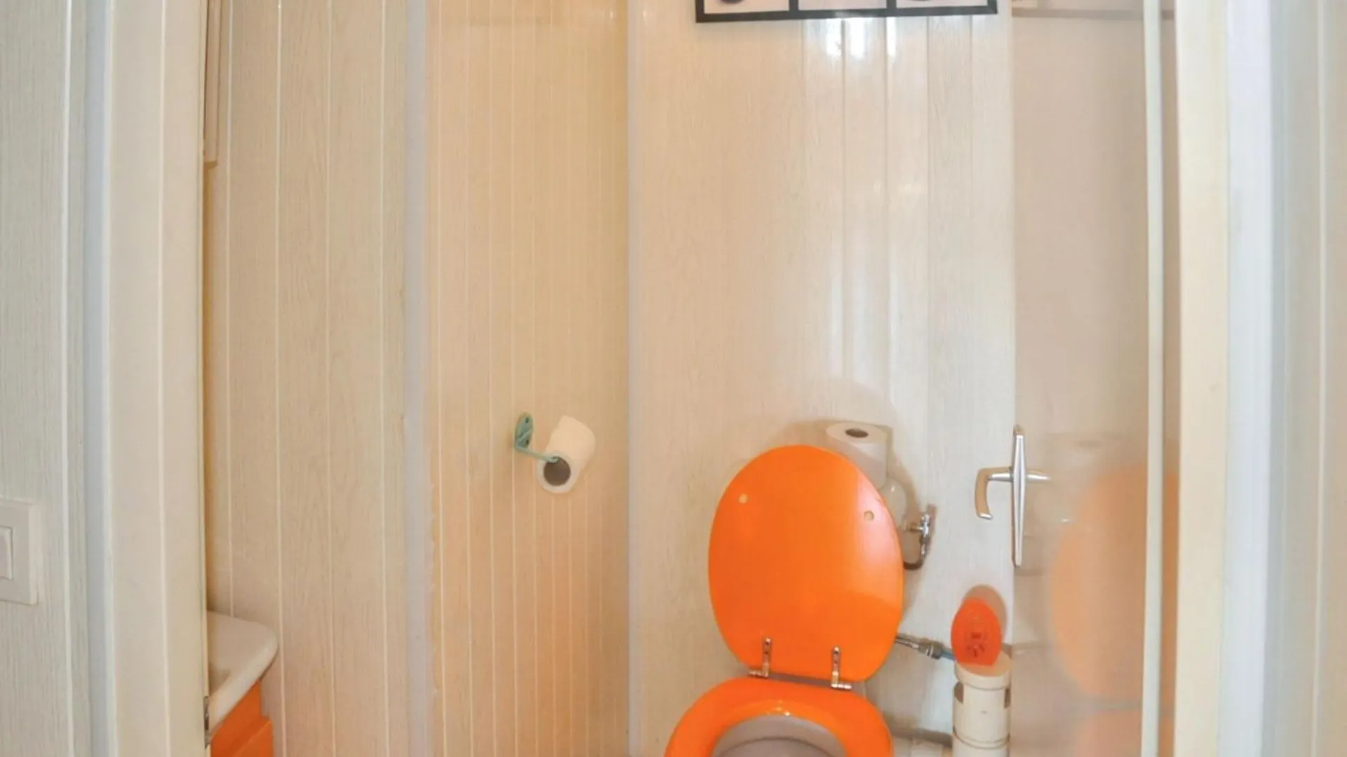 Hébergement de vacances Bungalow de 2 chambres a Bouillante a 100 m de la plage avec vue sur la mer jardin amenage et wifi